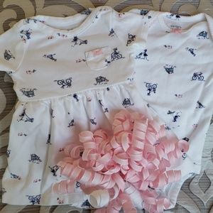 💞Carter's 3 Month Dress and Onesie 💞